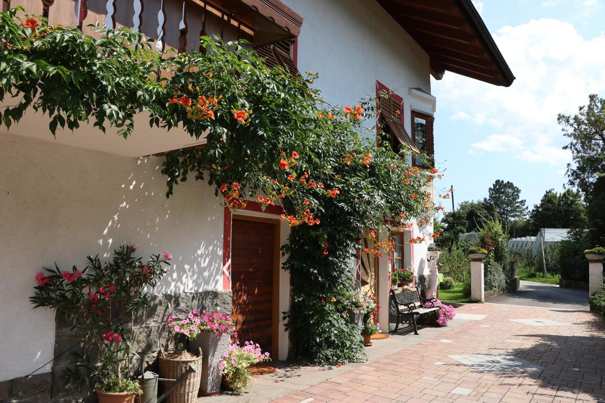 Villa Jaegerheim Vilpiano Exterior foto
